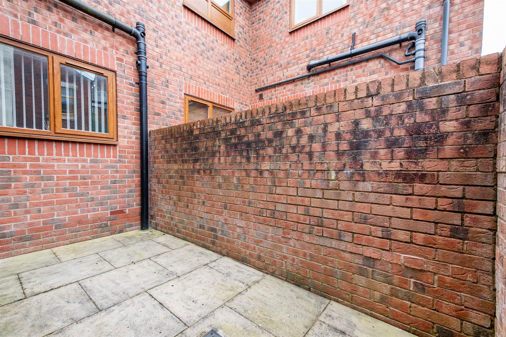 Moon Street, Preston